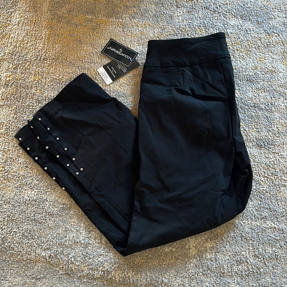 Pants tag on never wore
